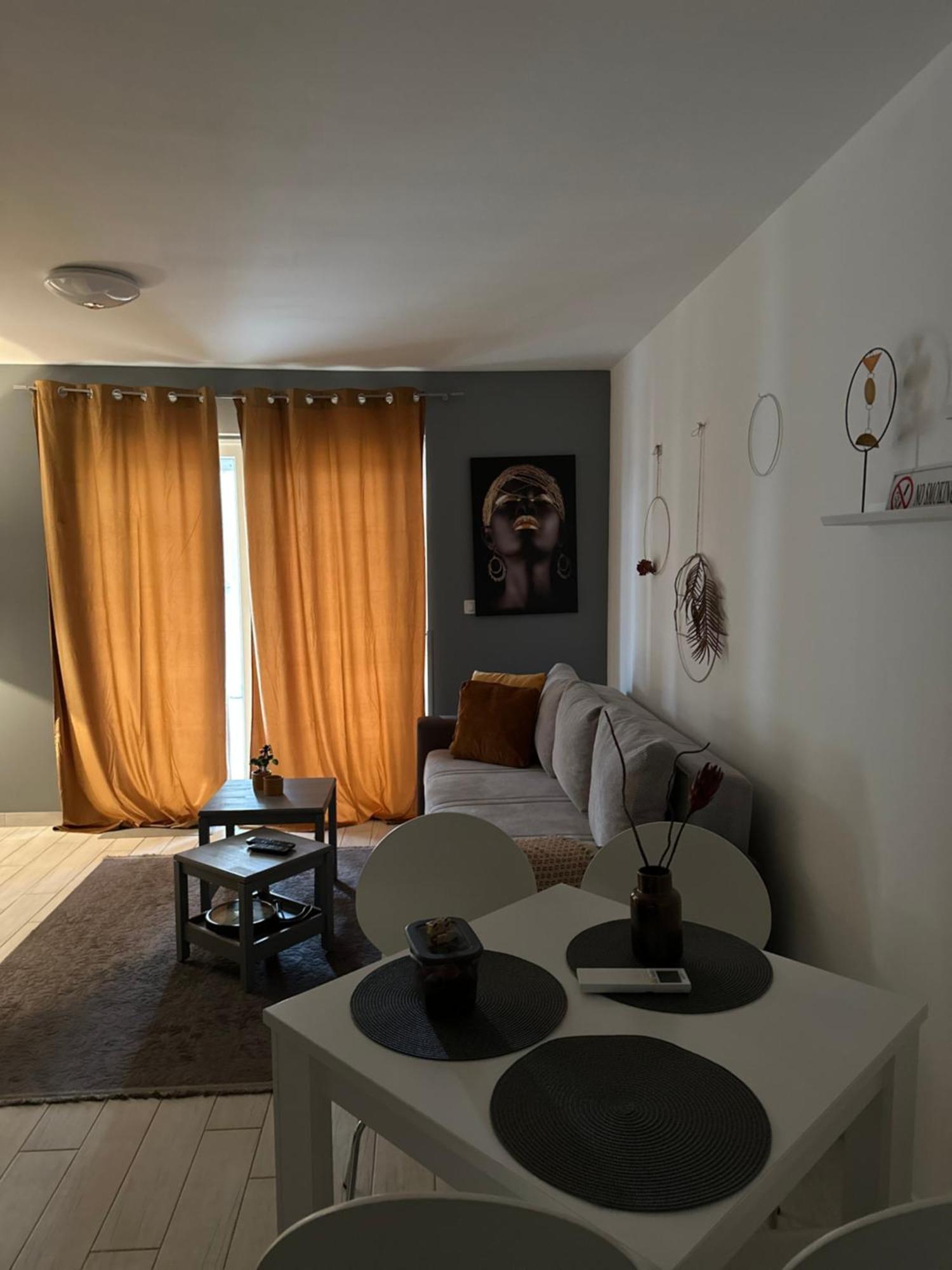 Apartman Magnolija Umag Exterior foto